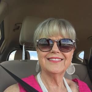 Meet your Posher, Pamela